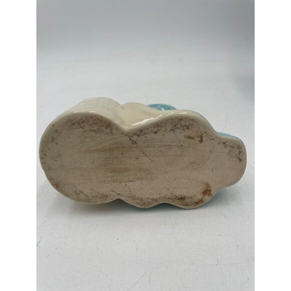 Vintage Ceramic Lady Planter Figurine With Bonnet & Floral Basket - Picture 3 of 5